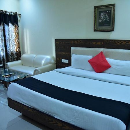 Hotel Sanjog International Amritsar Buitenkant foto