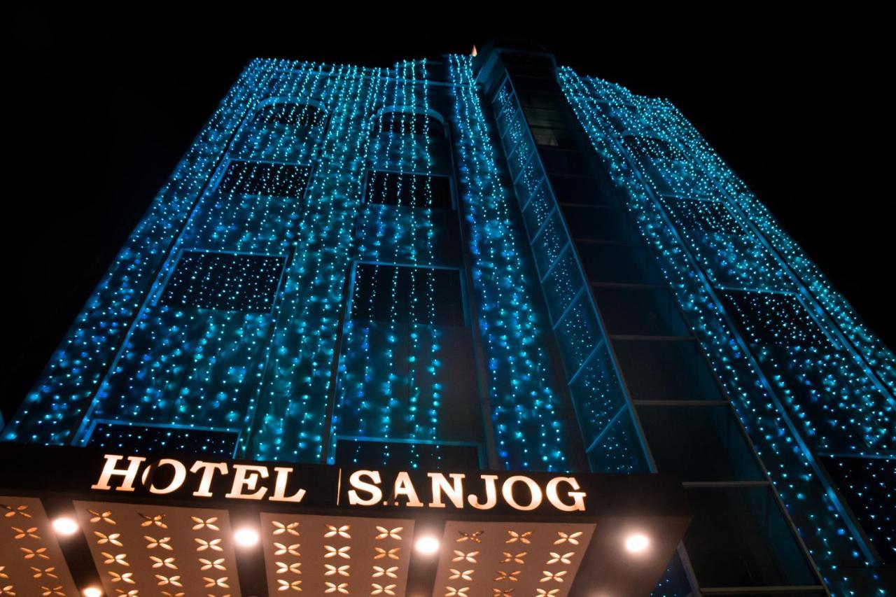 Hotel Sanjog International Amritsar Buitenkant foto