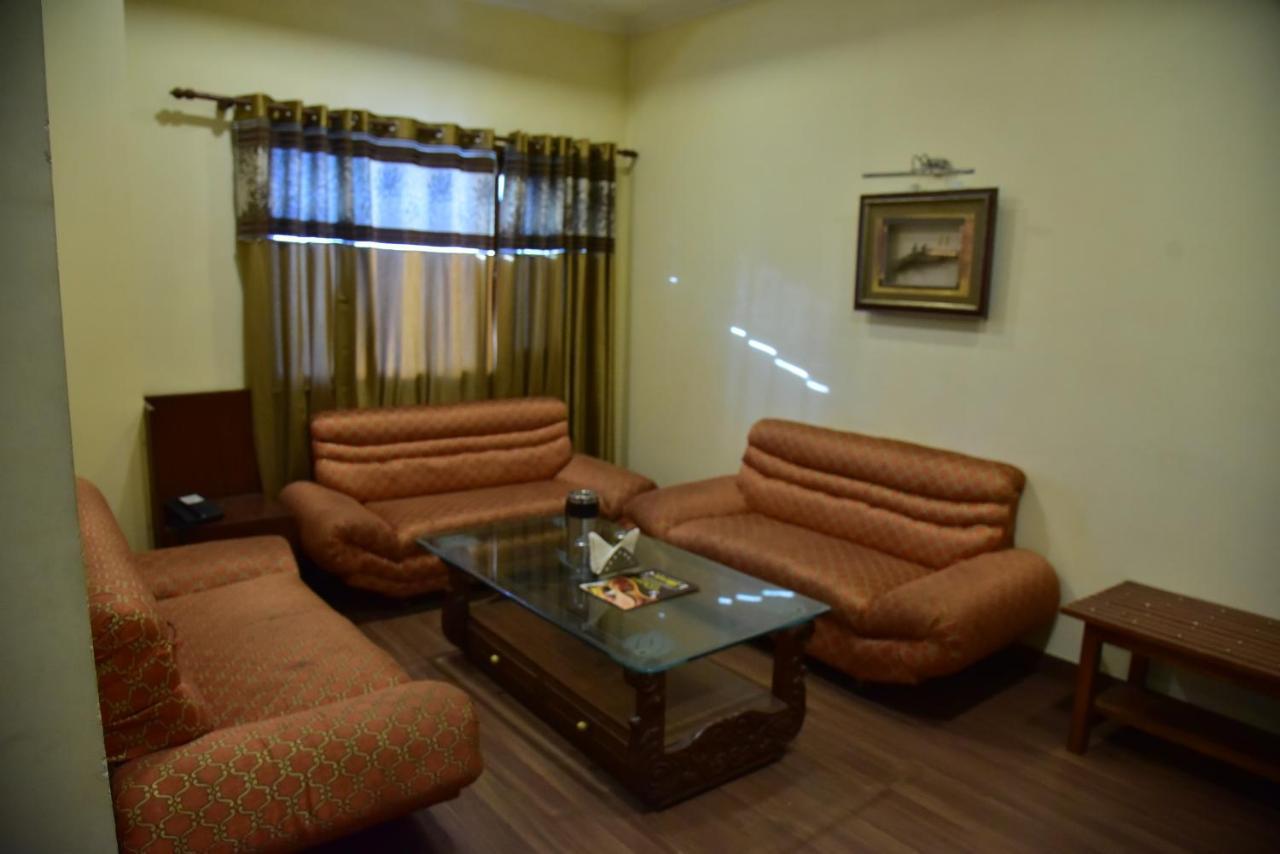 Hotel Sanjog International Amritsar Buitenkant foto