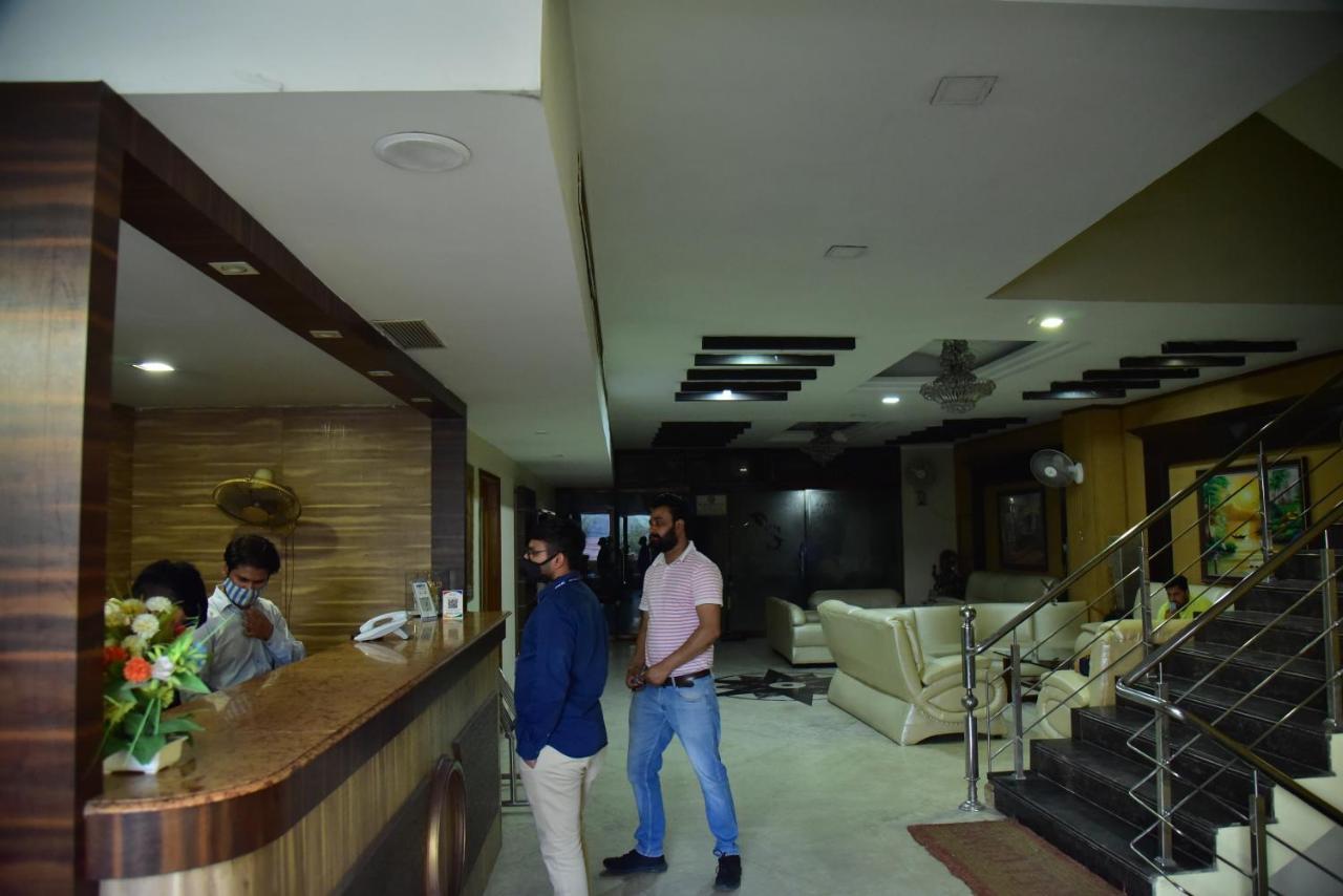 Hotel Sanjog International Amritsar Buitenkant foto