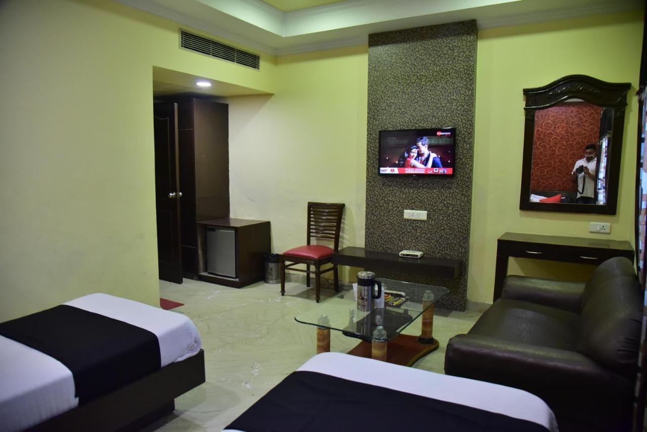 Hotel Sanjog International Amritsar Buitenkant foto