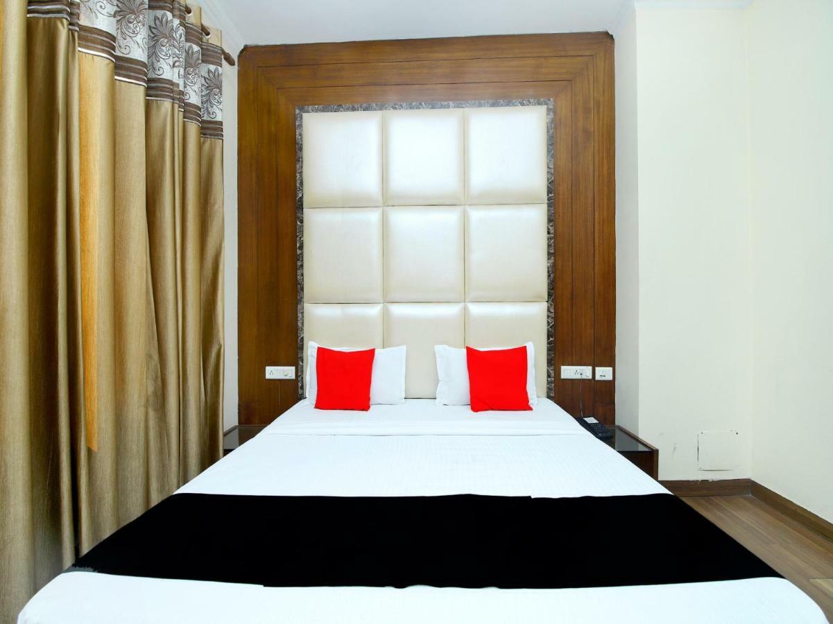 Hotel Sanjog International Amritsar Buitenkant foto