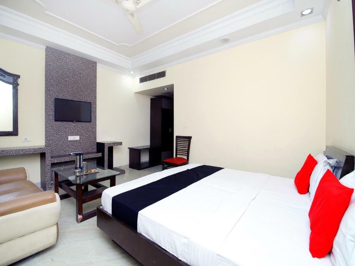 Hotel Sanjog International Amritsar Buitenkant foto