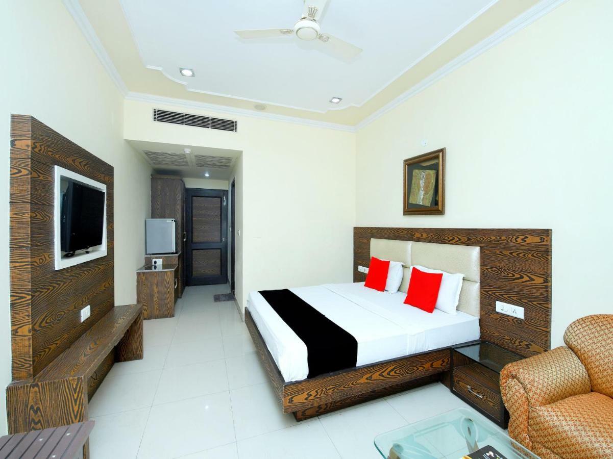 Hotel Sanjog International Amritsar Buitenkant foto